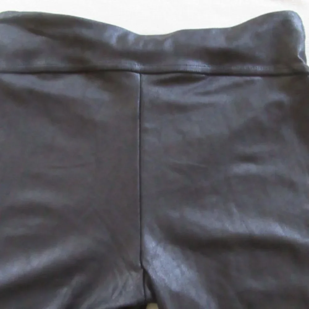 Saints 21 black sequins